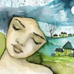 Une aquarelle sereine représentant un visage paisible aux yeux clos se fond dans un paysage onirique. Inspirée des « Techniques des Rêves », elle met en scène des collines ondulantes, des arbres nus et des petites maisons sous un croissant de lune, avec des bleus et des verts doux créant une atmosphère paisible.