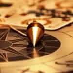 Saturne et le Karma : Saturne en Maisons Astrologie, les maisons du karma